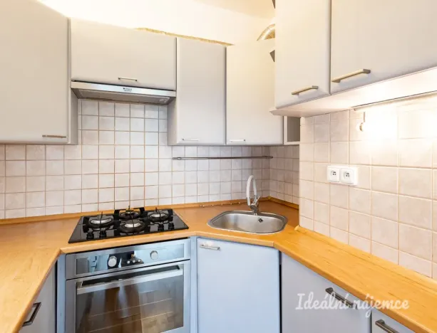 Pronájem bytu 2+kk, Praha - Krč, Točitá, 39 m2