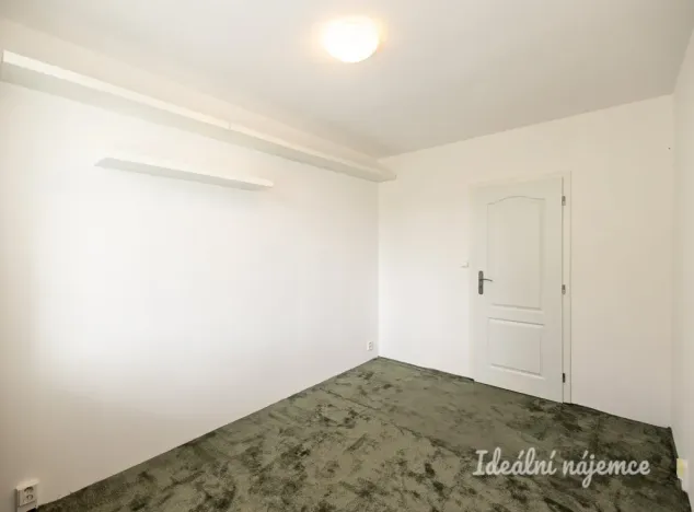 Pronájem bytu 2+kk, Praha - Krč, Točitá, 39 m2