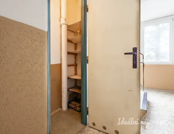 Pronájem bytu 2+kk, Praha - Krč, Točitá, 39 m2