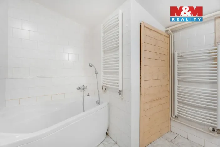 Prodej rodinného domu, Paseky nad Jizerou, 240 m2