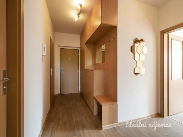 Pronájem bytu 3+kk, Praha - Uhříněves, V kuťatech, 62 m2
