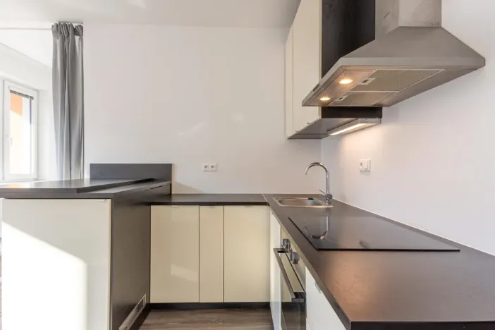 Pronájem bytu 1+kk, Praha - Kyje, Farkašova, 31 m2