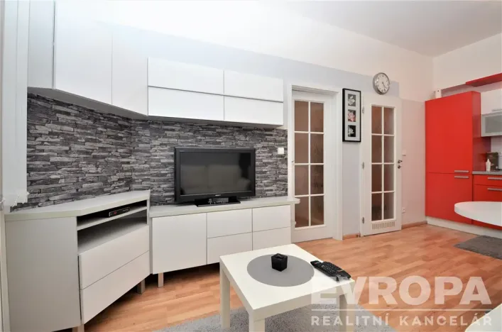 Pronájem bytu 2+kk, Praha - Libeň, Na Dědince, 40 m2