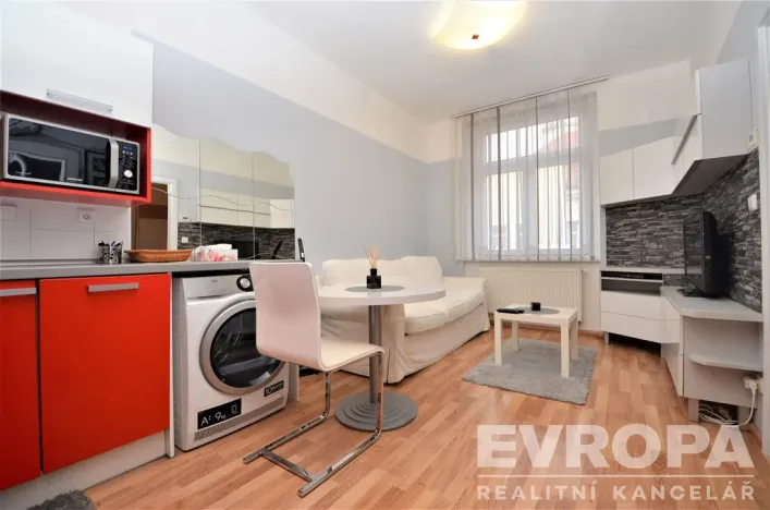 Pronájem bytu 2+kk, Praha - Libeň, Na Dědince, 40 m2