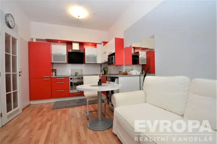 Pronájem bytu 2+kk, Praha - Libeň, Na Dědince, 40 m2