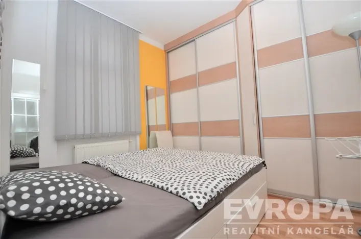 Pronájem bytu 2+kk, Praha - Libeň, Na Dědince, 40 m2