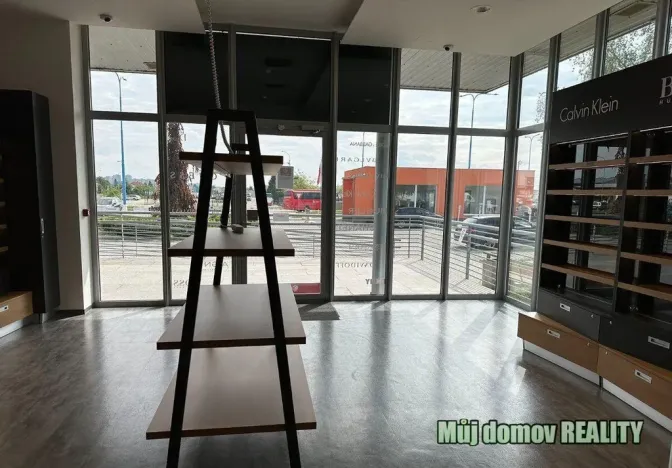 Pronájem obchodního prostoru, Praha - Libuš, Dobronická, 79 m2