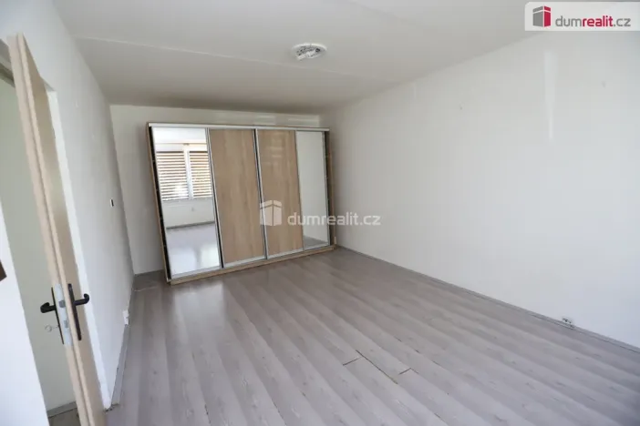 Pronájem bytu 1+1, Tachov, Jana Ziky, 42 m2