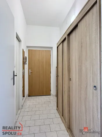 Pronájem bytu 1+kk, Plzeň - Východní Předměstí, Lobezská, 40 m2