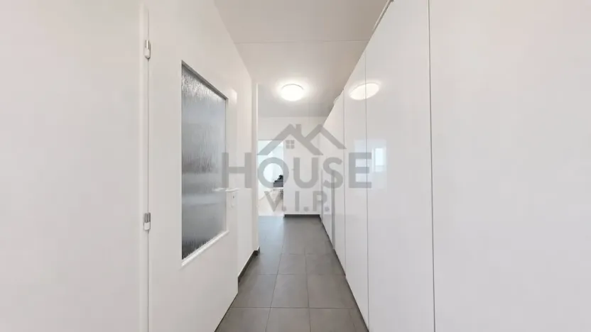 Prodej bytu 2+kk, Praha, K rovinám, 46 m2