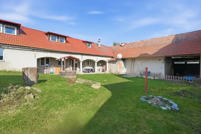 Prodej vícegeneračního domu, Hvozd - Klužínek, 216 m2