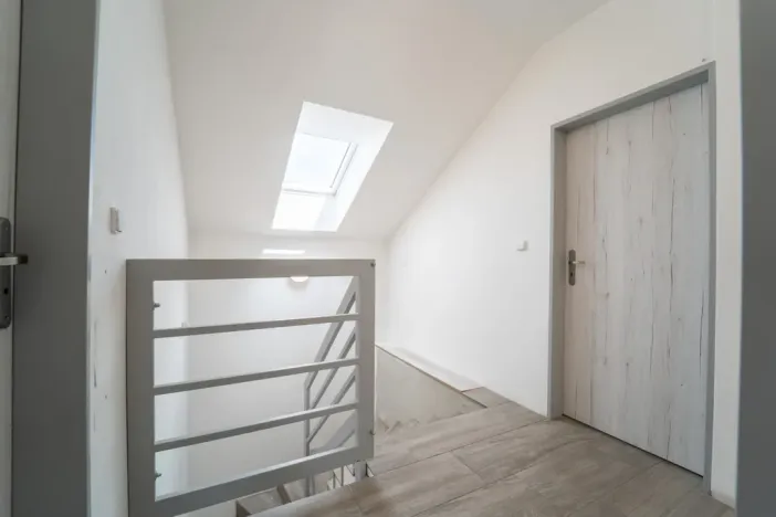 Prodej rodinného domu, Popovičky, Pod Skalkou, 185 m2