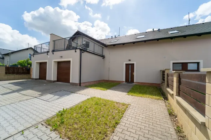 Prodej rodinného domu, Popovičky, Pod Skalkou, 185 m2