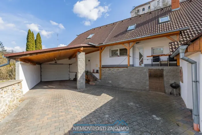 Prodej vícegeneračního domu, Jevišovice, 350 m2