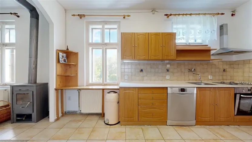 Prodej rodinného domu, Verneřice - Loučky, 340 m2