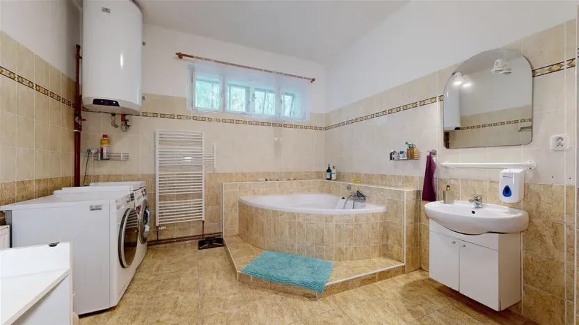 Prodej rodinného domu, Verneřice - Loučky, 340 m2