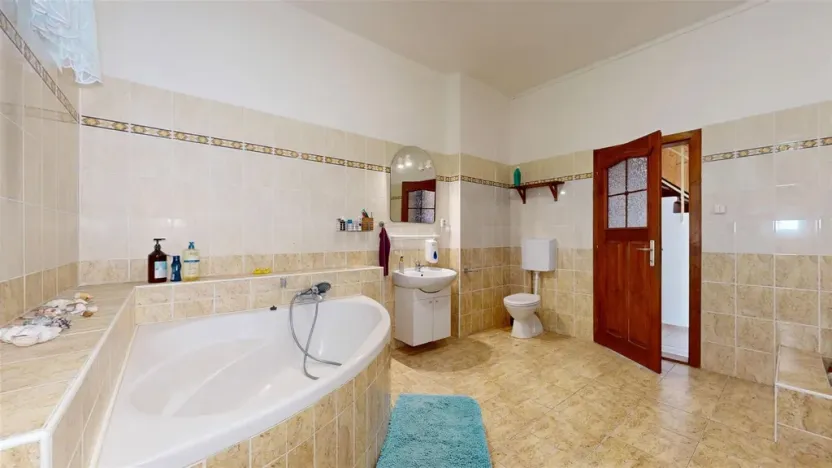 Prodej rodinného domu, Verneřice - Loučky, 340 m2