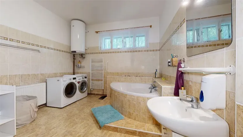 Prodej rodinného domu, Verneřice - Loučky, 340 m2