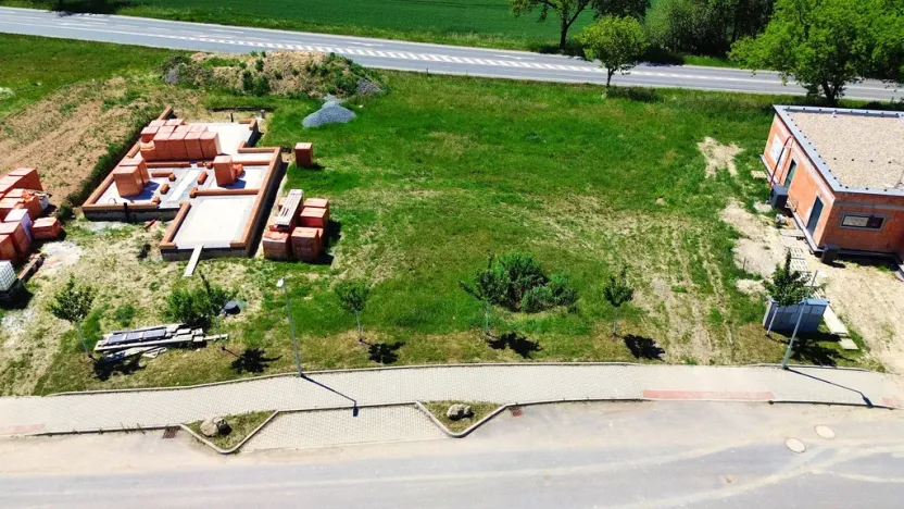 Prodej pozemku, Hluboká nad Vltavou, Potoční, 898 m2