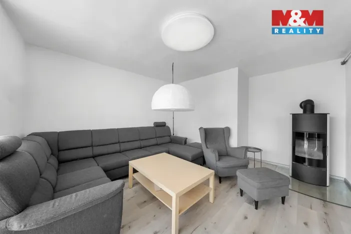 Prodej rodinného domu, Chlumec, Chlumecká, 260 m2