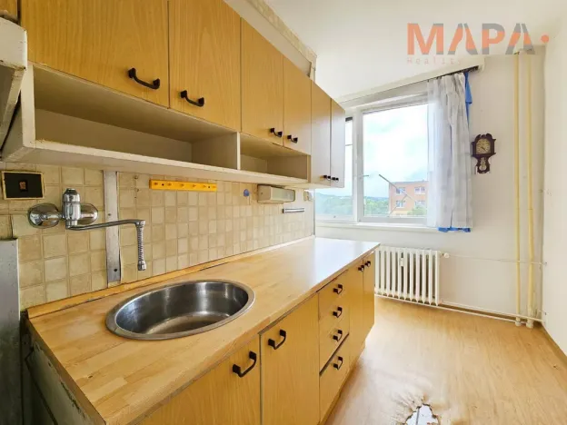 Prodej bytu 3+1, Klášterec nad Ohří, Školní, 67 m2