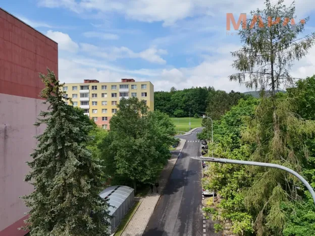 Prodej bytu 3+1, Klášterec nad Ohří, Školní, 67 m2