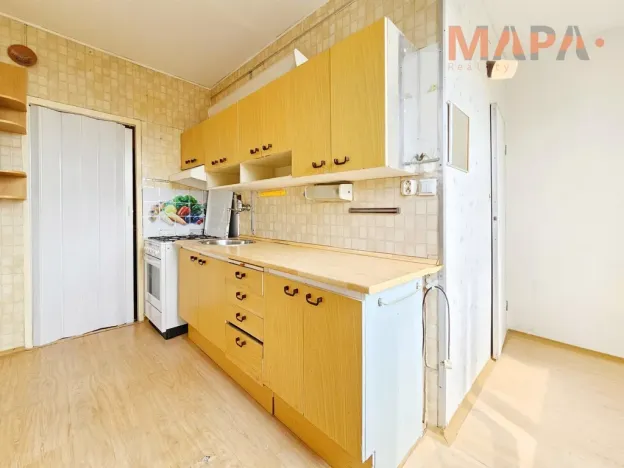 Prodej bytu 3+1, Klášterec nad Ohří, Školní, 67 m2