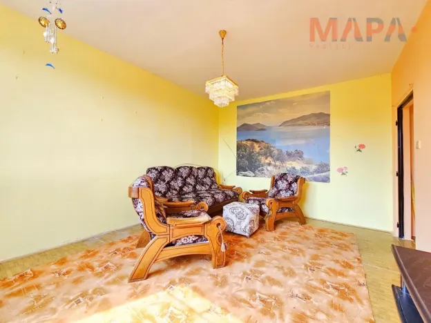 Prodej bytu 3+1, Klášterec nad Ohří, Školní, 67 m2