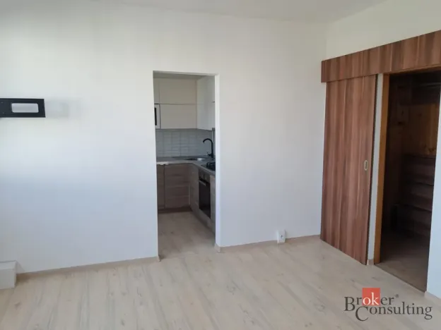 Pronájem bytu 2+1, Bílovec, Radotínská, 46 m2
