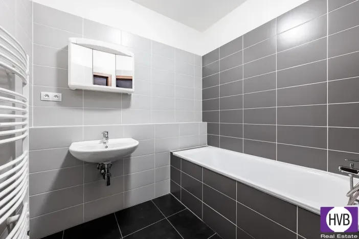 Pronájem bytu 3+kk, Praha, Rižská, 75 m2
