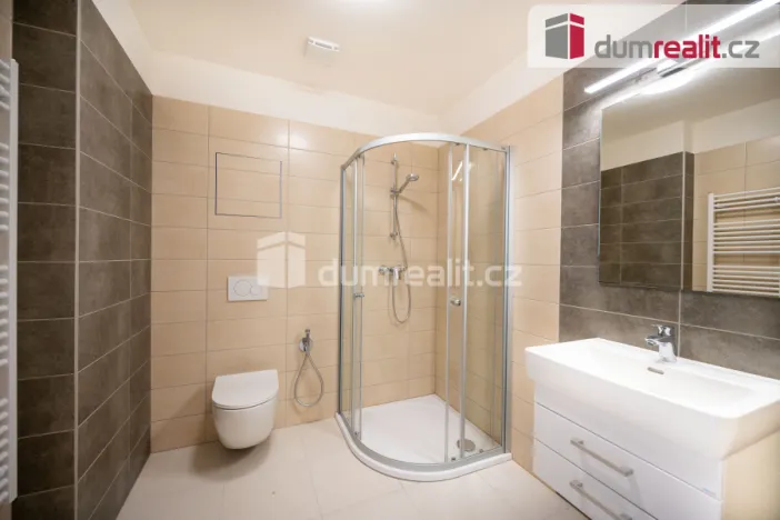Pronájem bytu 2+kk, Sezimovo Ústí, náměstí Tomáše Bati, 52 m2
