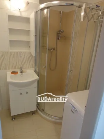 Pronájem bytu 2+1, Zlín, Osvoboditelů, 47 m2