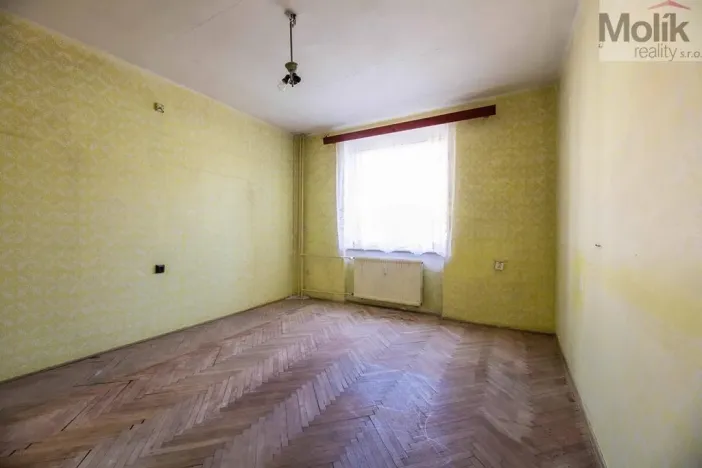 Prodej bytu 2+1, Kadaň, kpt. Jaroše, 59 m2