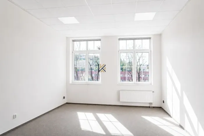Pronájem kanceláře, Praha - Smíchov, Nádražní, 63 m2