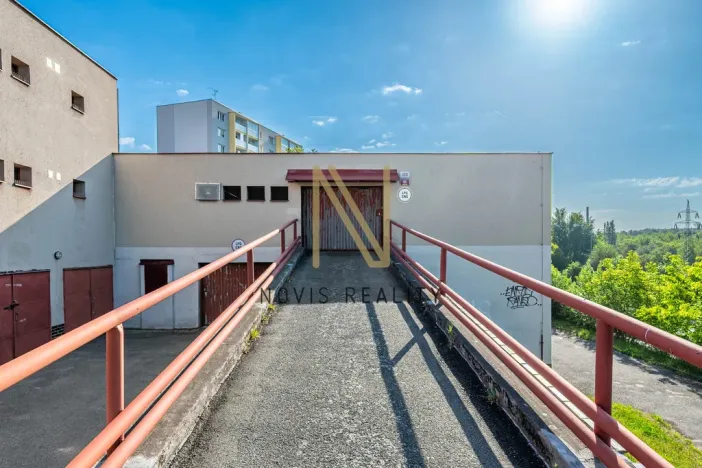 Prodej garáže, Plzeň, Vejprnická, 15 m2