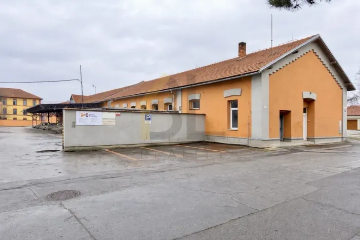 Pronájem skladu, Hodonín, Čajkovského, 400 m2