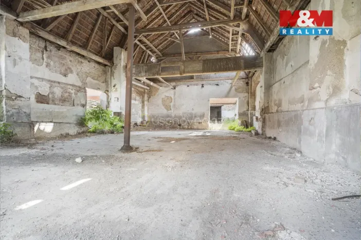 Prodej historického objektu, Zvoleněves, 5000 m2