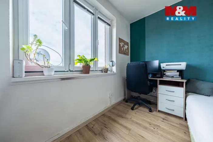 Prodej bytu 4+1, Větrušice, Jižní, 74 m2
