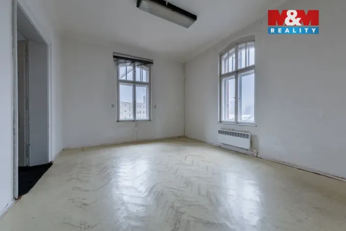 Prodej komerční nemovitosti, Kraslice, B. Smetany, 710 m2