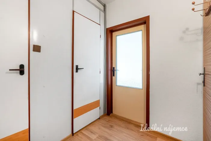 Pronájem bytu 1+1, Praha - Chodov, Kunínova, 28 m2