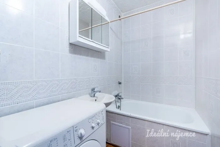 Pronájem bytu 1+1, Praha - Chodov, Kunínova, 28 m2