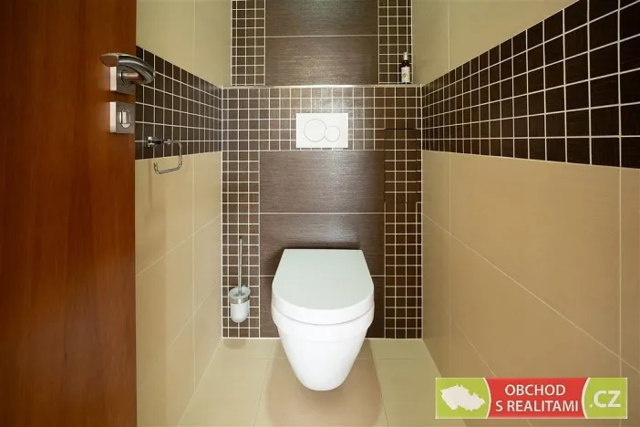 Prodej bytu 2+kk, Praha, Studnická, 73 m2