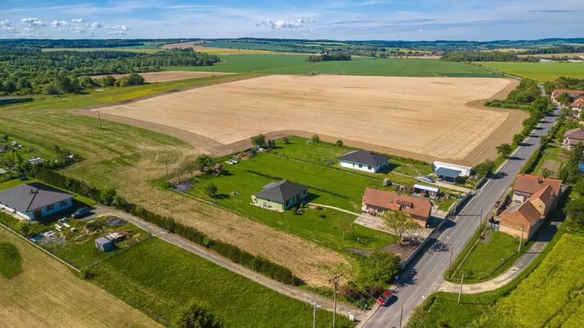 Prodej pozemku pro bydlení, Oleška, 2295 m2