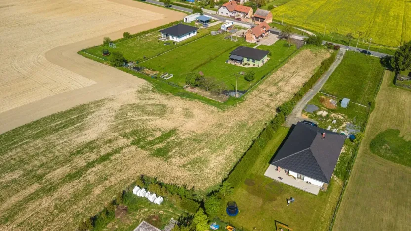 Prodej pozemku pro bydlení, Oleška, 2295 m2