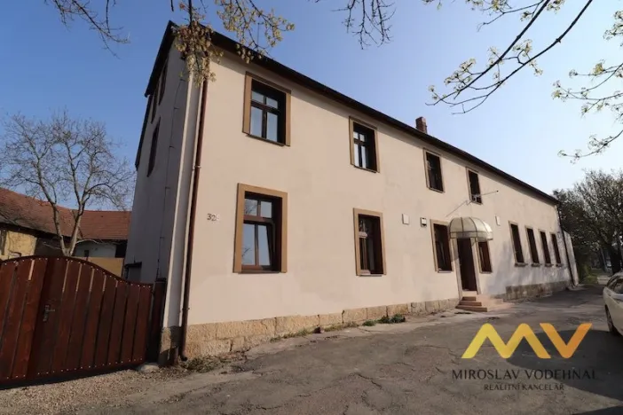 Pronájem bytu 1+1, Hradec Králové - Nový Hradec Králové, Hlavní, 25 m2
