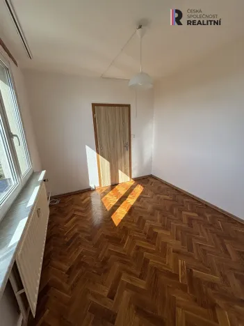 Prodej bytu 4+1, Sokolov, Alšova, 82 m2