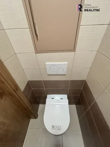 Prodej bytu 4+1, Sokolov, Alšova, 82 m2