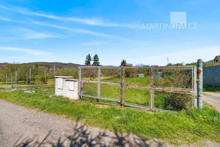 Prodej pozemku pro bydlení, Kamenný Přívoz - Hostěradice, 880 m2
