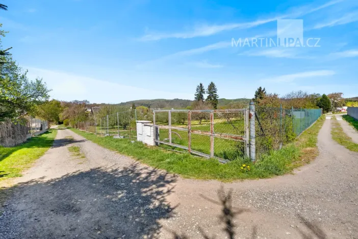 Prodej pozemku pro bydlení, Kamenný Přívoz - Hostěradice, 880 m2