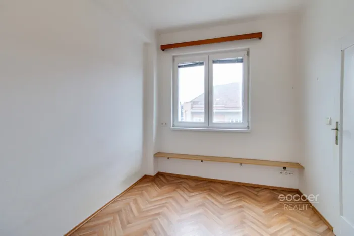 Pronájem bytu 1+1, Praha - Vysočany, Kolbenova, 45 m2